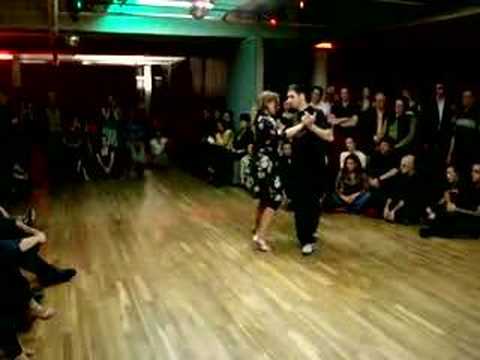 Damian Lobato and Jennifer Olson Perform to Tantur...