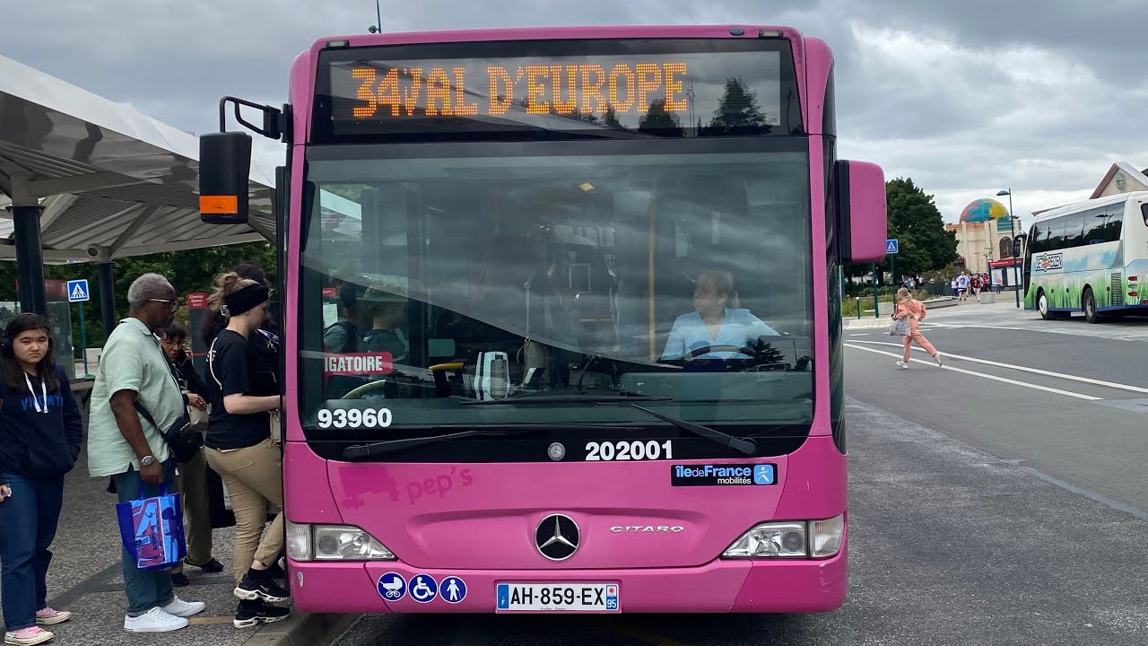 French bus spotting at Chessy Gares Nord