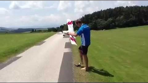 Flight Demo: E-Flite Apprentice with SAFE Technology