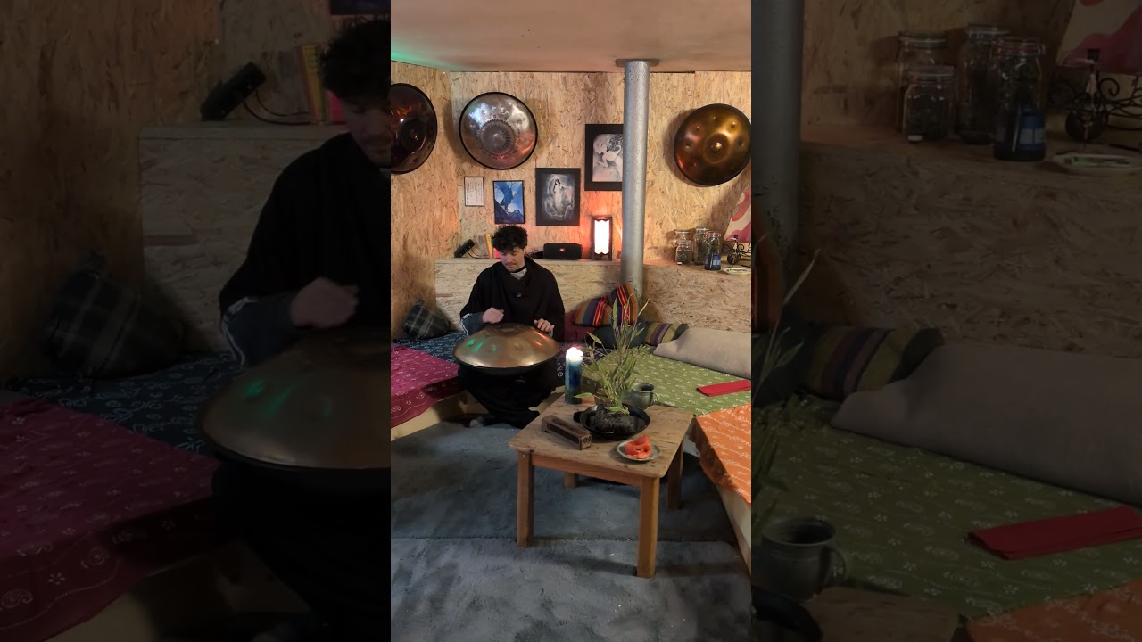 LUNA Handpan - E-Dorian - Brass Handpan