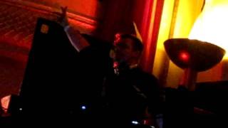 Clip: ATB: Avicii - Levels Live, 10.27.2011