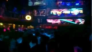 Labrinth - Earthquake (Ft. Tinie Tempah) (Noisia Remix) Live at Amnesia (Chase and Status Live)