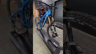 Pivot switchblade 🥶 🔵 The perfect trail bike and the perfect Christmas present.