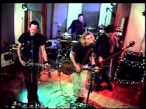 Suburban Love Junkies "weightless"