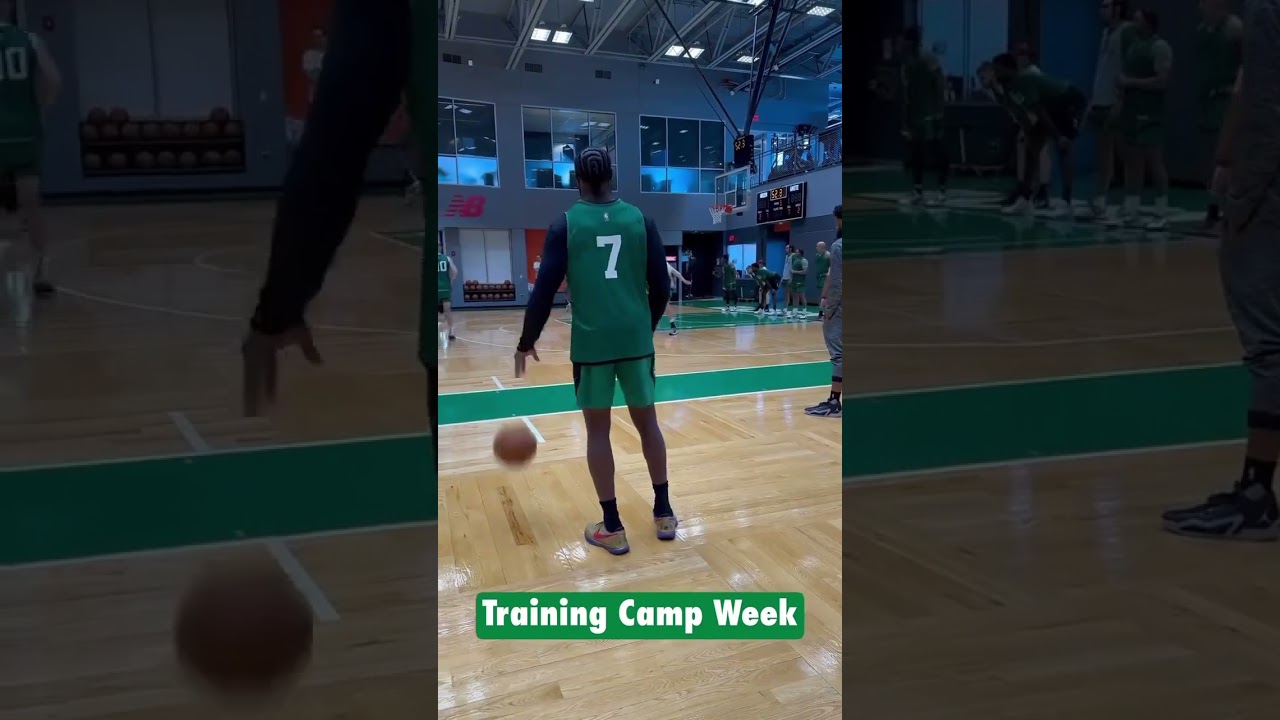 Jaylen Brown really can’t dribble with his left hand 😳