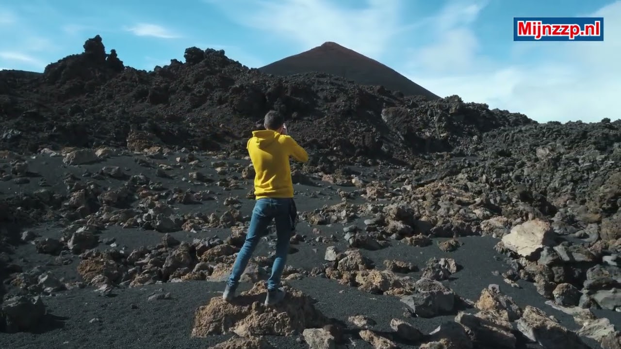 Que hace un vulcanólogo?