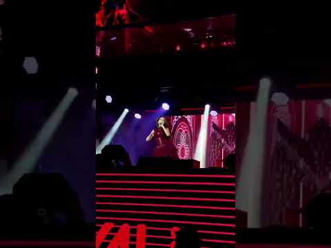 ميريام فارس قضيها انبساط في حفل ال    في قطر