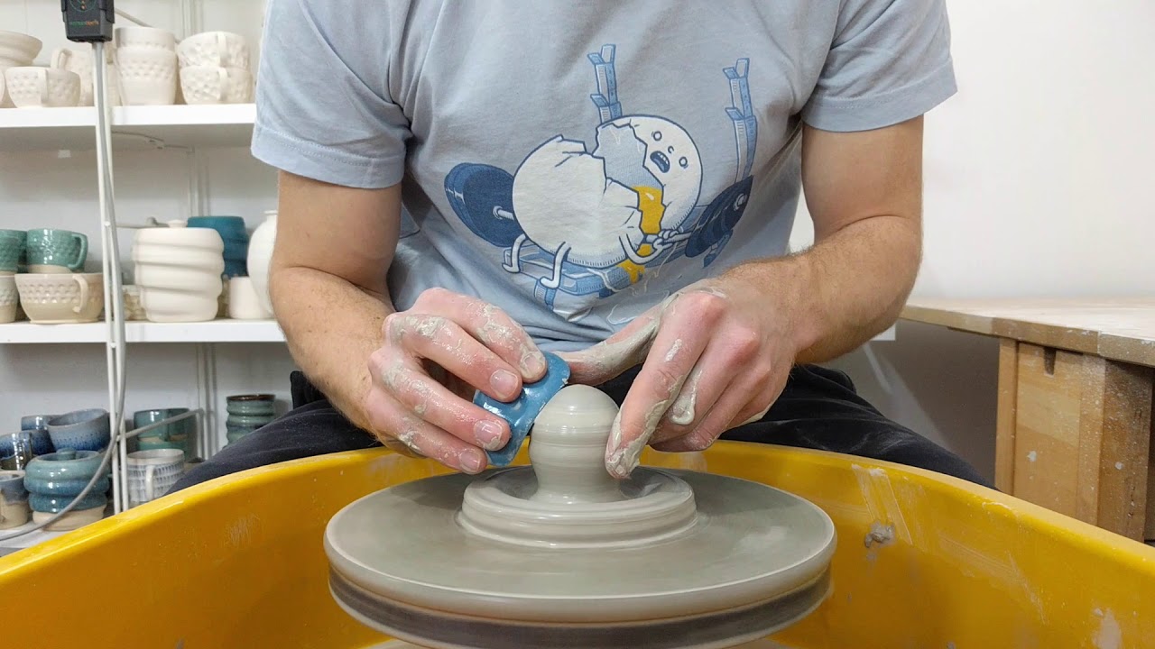 Throwing a Lemon Juicer