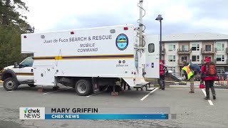 An entire community mobilizes after a B.C. teen goes missing