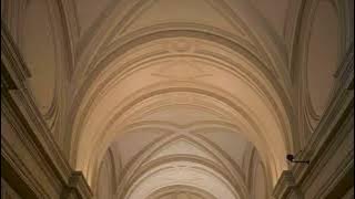 Brave Enough  - LeeHi but it is playing in an empty castle