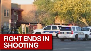 Man shot multiple times at west Phoenix apartment complex
