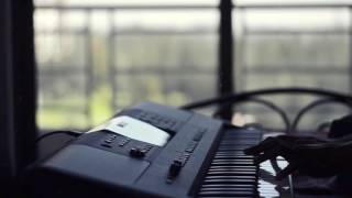 Video thumbnail of "Titanic Intro Cover (Piano) (Yamaha PSR-E453)"