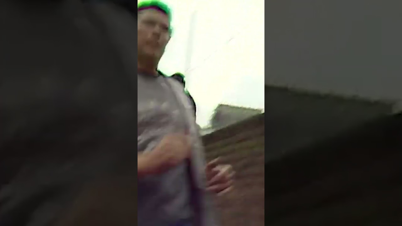 Police Block Suspect’s Path | The Bill 