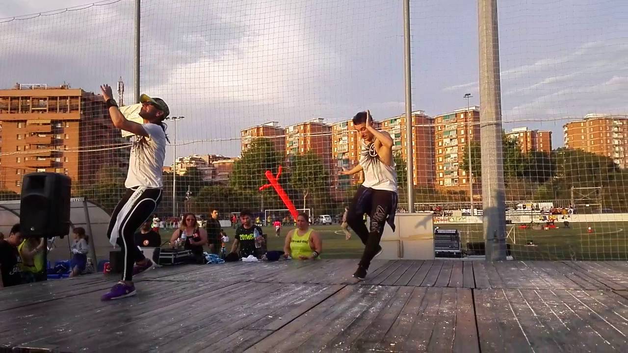 Zumba - Easy Love . Enrique Dorado Zumba & Zumba Toni Torres camera iphone 8 plus apk