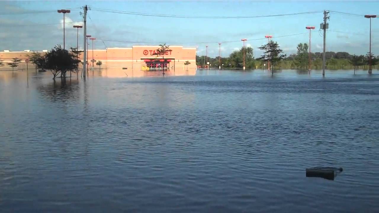 Super Target on Duff St. Ames Iowa Flooded August 11 2010 5:00 PM ...