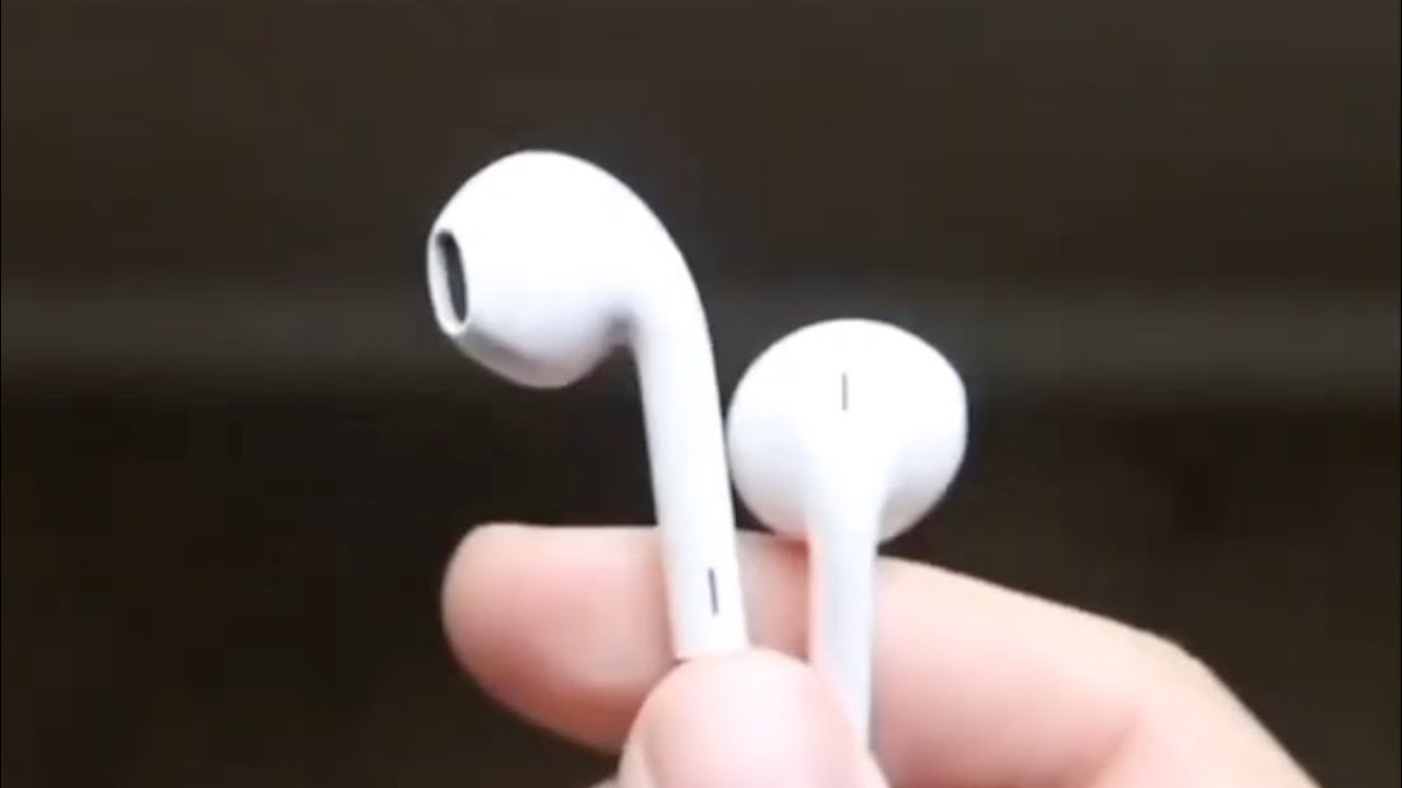 Apple EarPods In 2026! (Still Worth Buying?) (Review) - YouTube