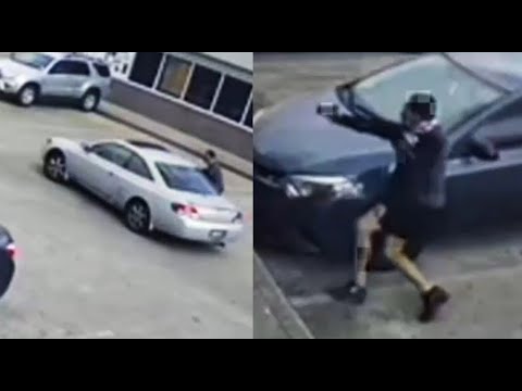 Aggravated robbery in a parking lot at the 7500 block of Harwin. Houston PD #757630-22