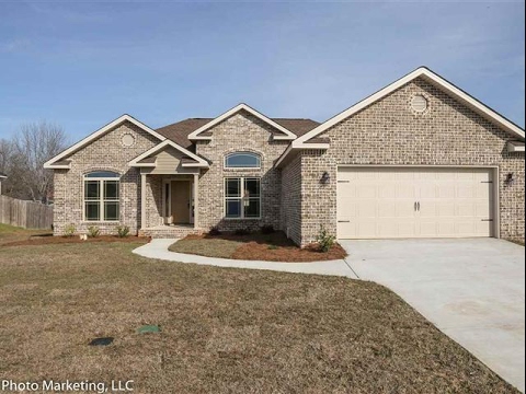 117 Berkley, Warner Robins, GA home video tour