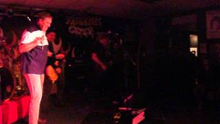 Sham 69 (Tim V Line Up) - Borstal Breakout (Grimsby Yardbirds 9th November 2012)