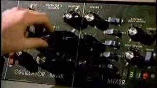 Midge Ure Talks MOOG