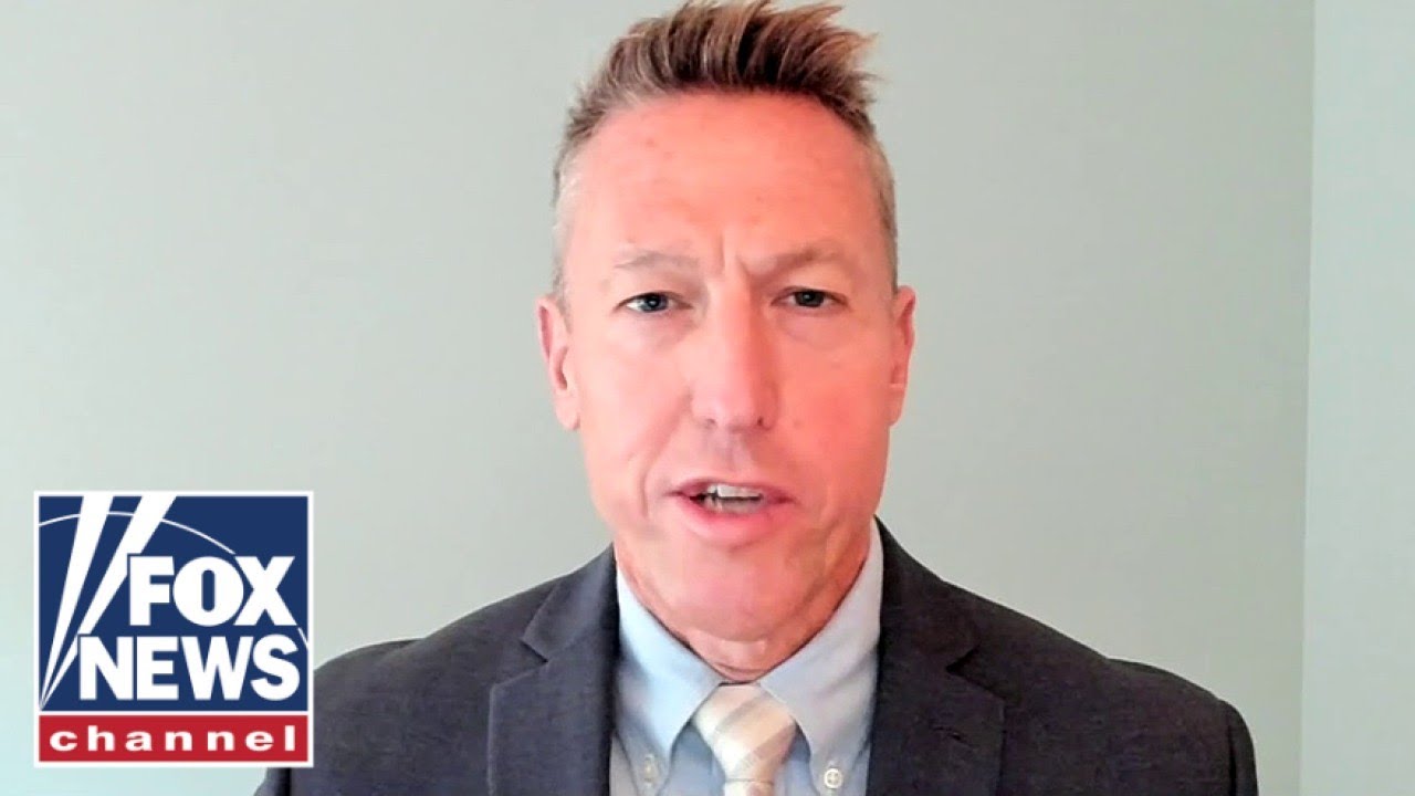 Former border chief: This controls the entire US southern border - YouTube