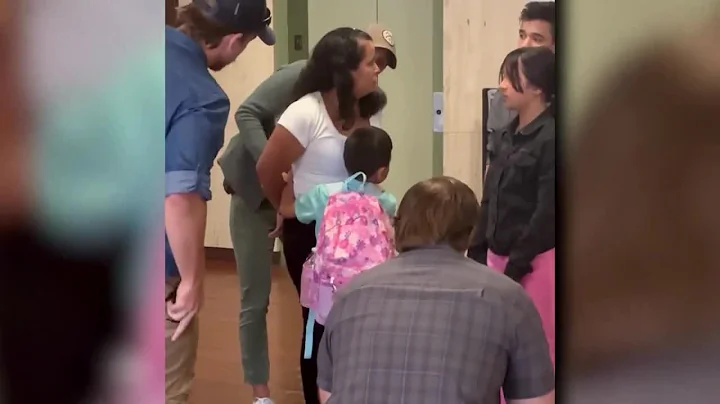 ICE agents wait in hallways of immigration court as Trump seeks to deliver on mass arrest pledge