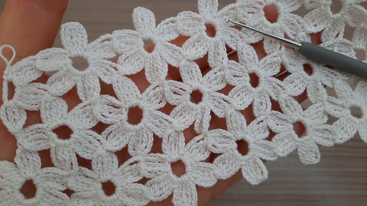 Spectacular 😍 Beautiful Crochet Lace Pattern for Summer Shawl & Runner