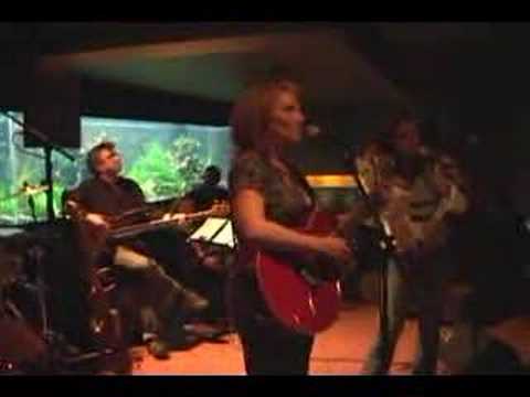 Julia Francis' Seattle CD Release Show - Instant K...