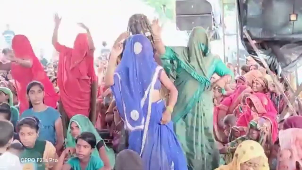 सरिता किशोरी ने फिरशे मचाया धमाल# नीली भाभीभी नहीं पड़ी कम