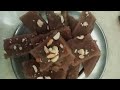 Singhare ke aate ki swadisht barfi❤️🥰Specially for fast❤️#quickrecipe#singhara ateli brfi#viralvideo