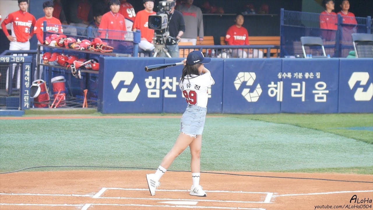 [4K] 180420 두산 베어스 잠실 야구장 위키미키(Weki Meki) 유정 스케치 영상/Fancam By ALoHa