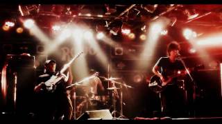 The Tam Tams 「SHE IS IBRAHIMOVIC」