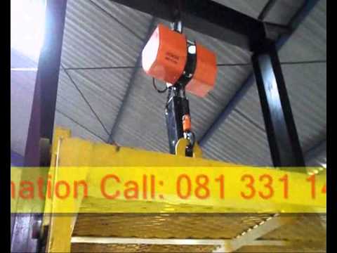 Cargo Lift Barang 1  ton Chain Hoist Hitachi Dokumentasi 