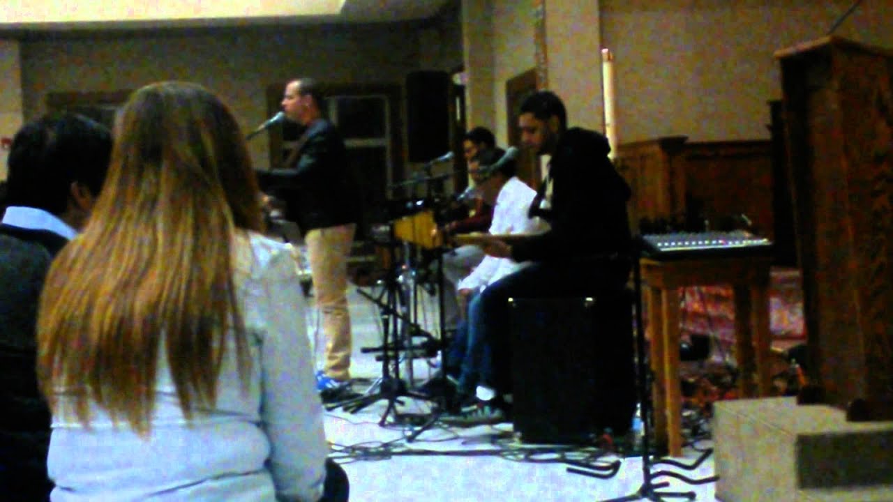 Morel y su grupo " Y Me Encontro Jesus" YouTube