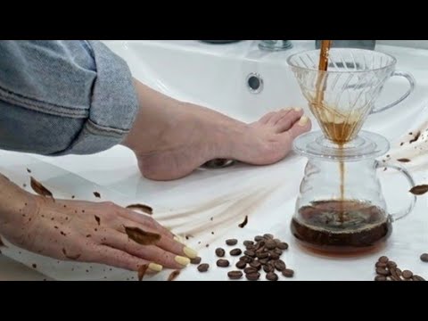 ASMR, coffee grounds, feet, wind