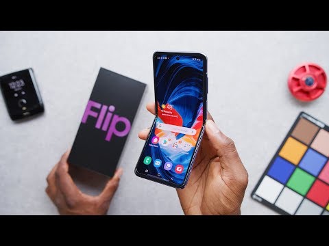 Samsung Galaxy Z Flip Unboxing: It's Growing on Me!