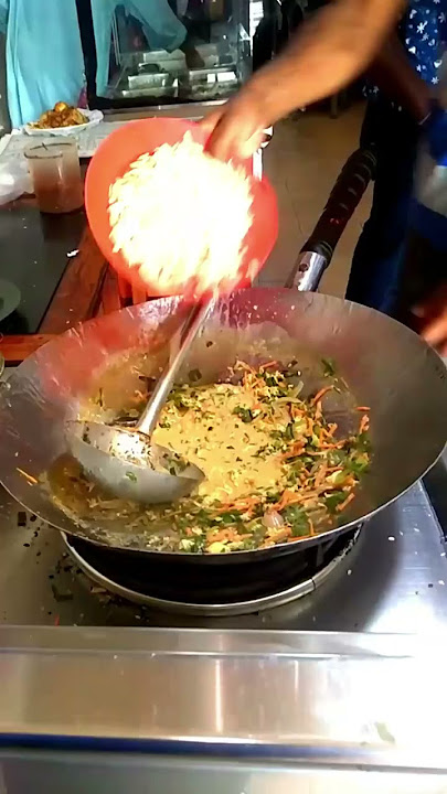 how to make cheese kottu || street food cheese kottu || koththu koththu || quick cheese koththu ||