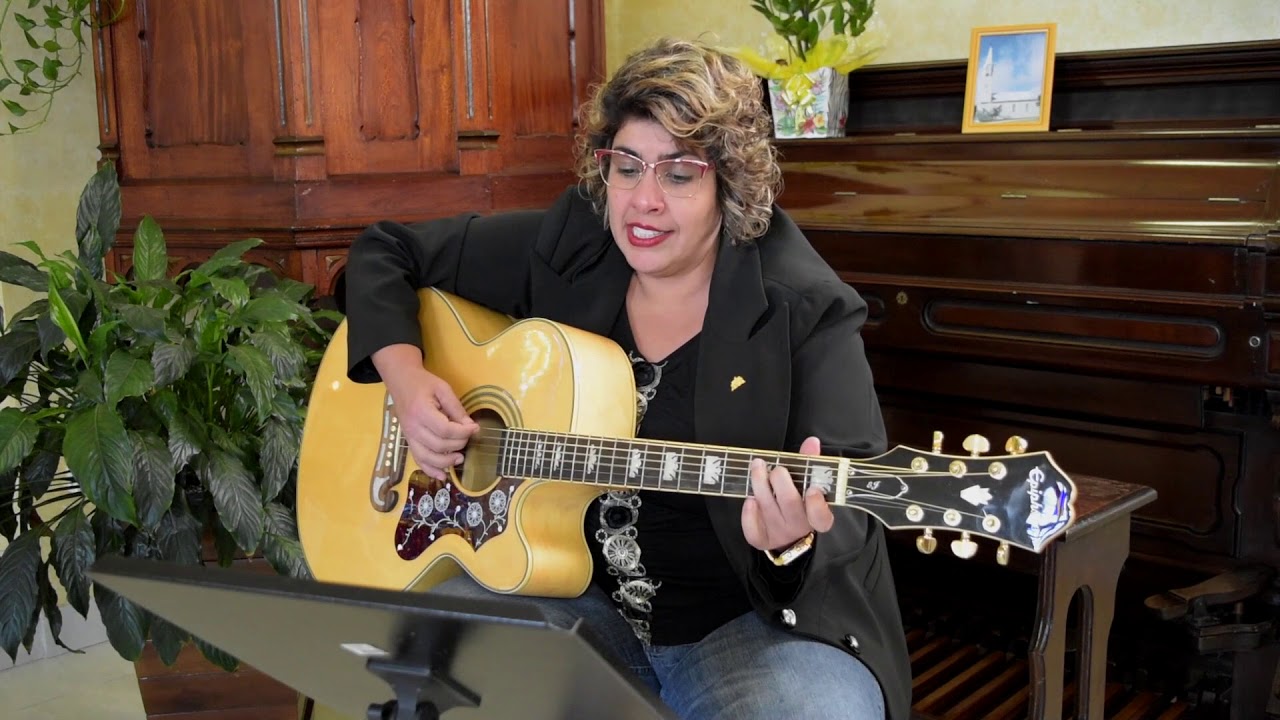 Simone Huwe - Pascoa 2020