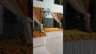 meja pondokan sederhana