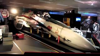 Macross 30th Anniversary - "Valkyrie de Sasotte!"
