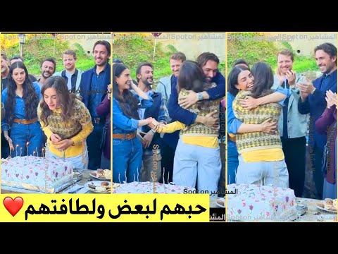 فريق عمل هذا البحر سيفيض يحتفل بعيد ميلاد افا يامان حب اولاش تونا ودينيز بايسال لها كانها ابنتهم