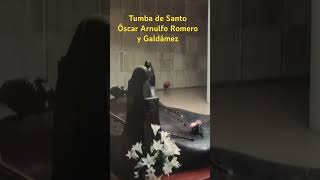 Tumba de Santo Óscar Arnulfo Romero y Galdámez #travel #history #destacar #cristoredentor