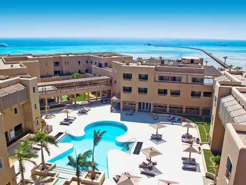 THE BREAKERS – YOUR HOME BY THE SEA