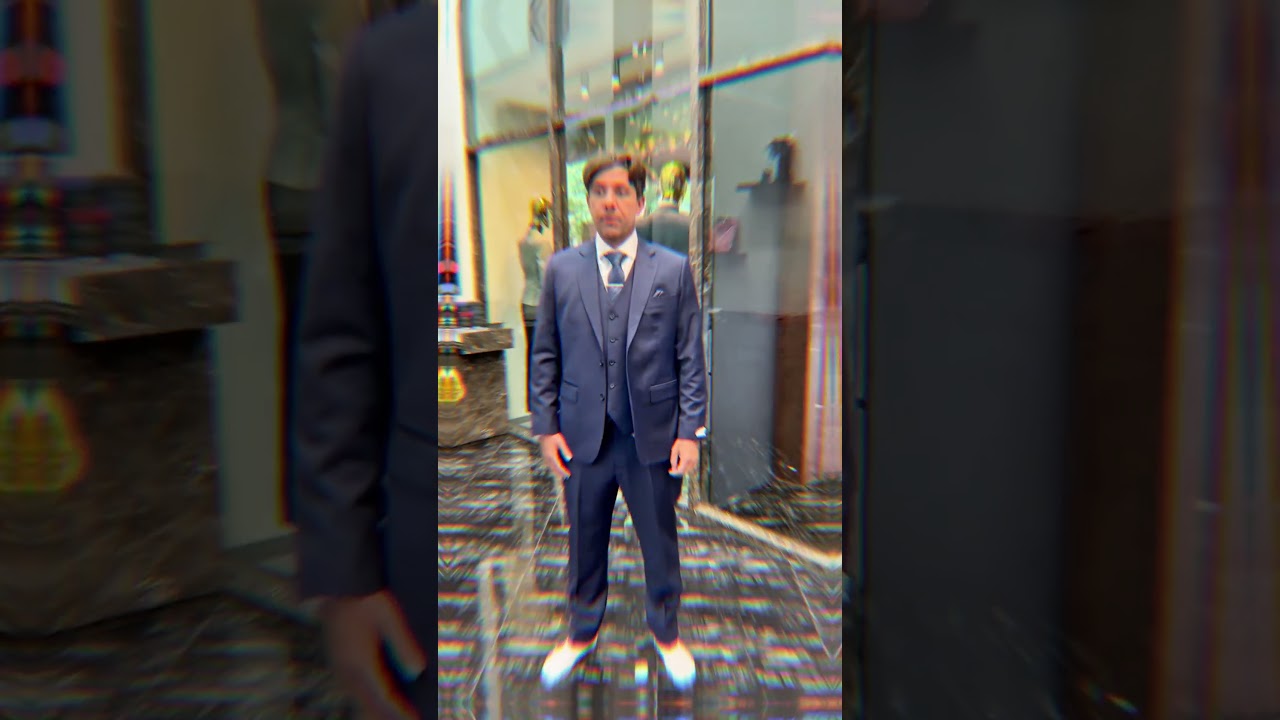 ✂️Elevate your winter wardrobe with a suit made just for you. ❄️🧥