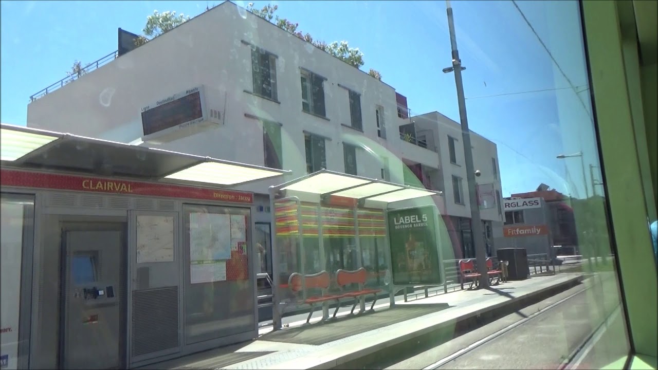 Tram Montpellier T2 Jacou à St Jean De Védas - YouTube