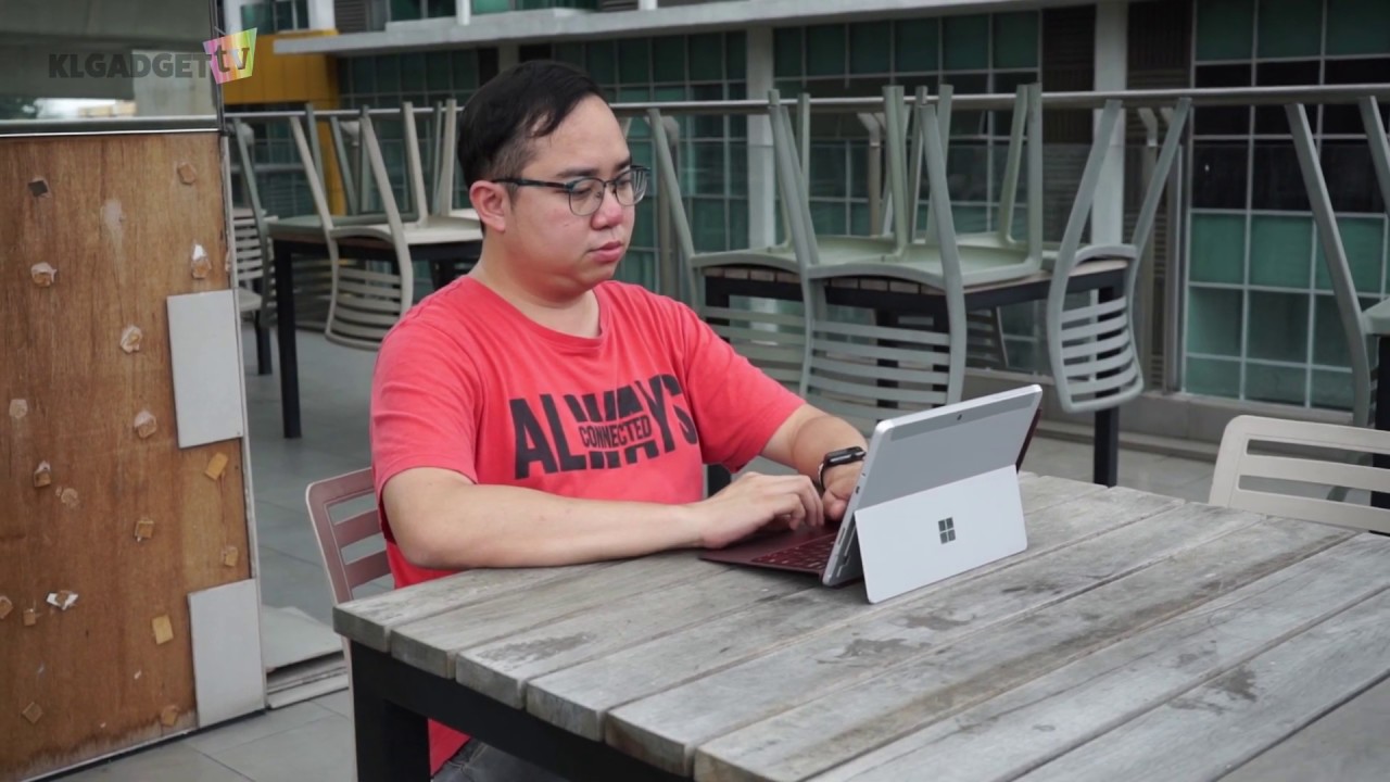 Microsoft Surface Go Review: The iPad Alternative that Does So Much More!