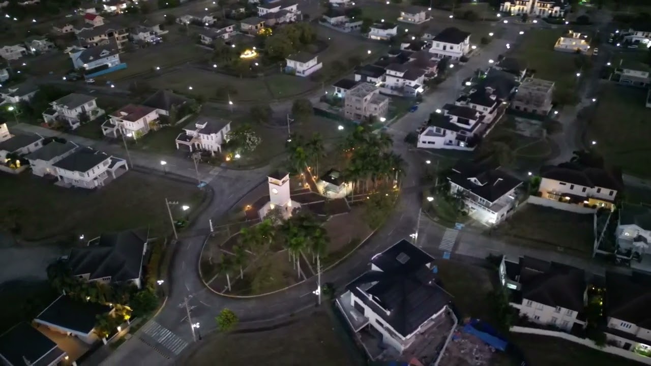 South Forbes Chateaux de Paris 