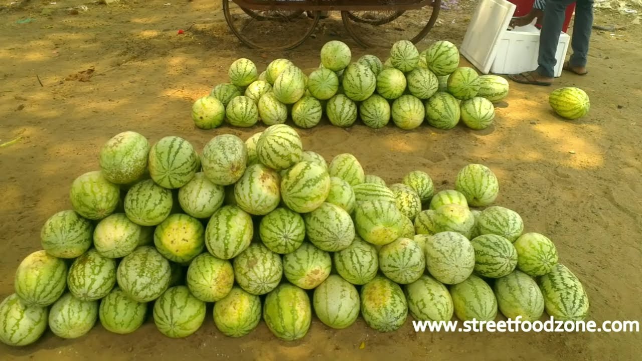 Fruit Ninja - Water Melon Cutting and Making Juice | Highway Road in India | Fruit Juice | Street Food Zone