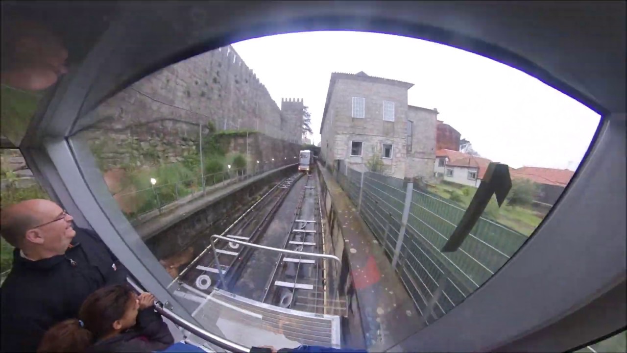 Funicular dos Guindais: как попасть из одной части Порту в другую - лестницы не нужны.