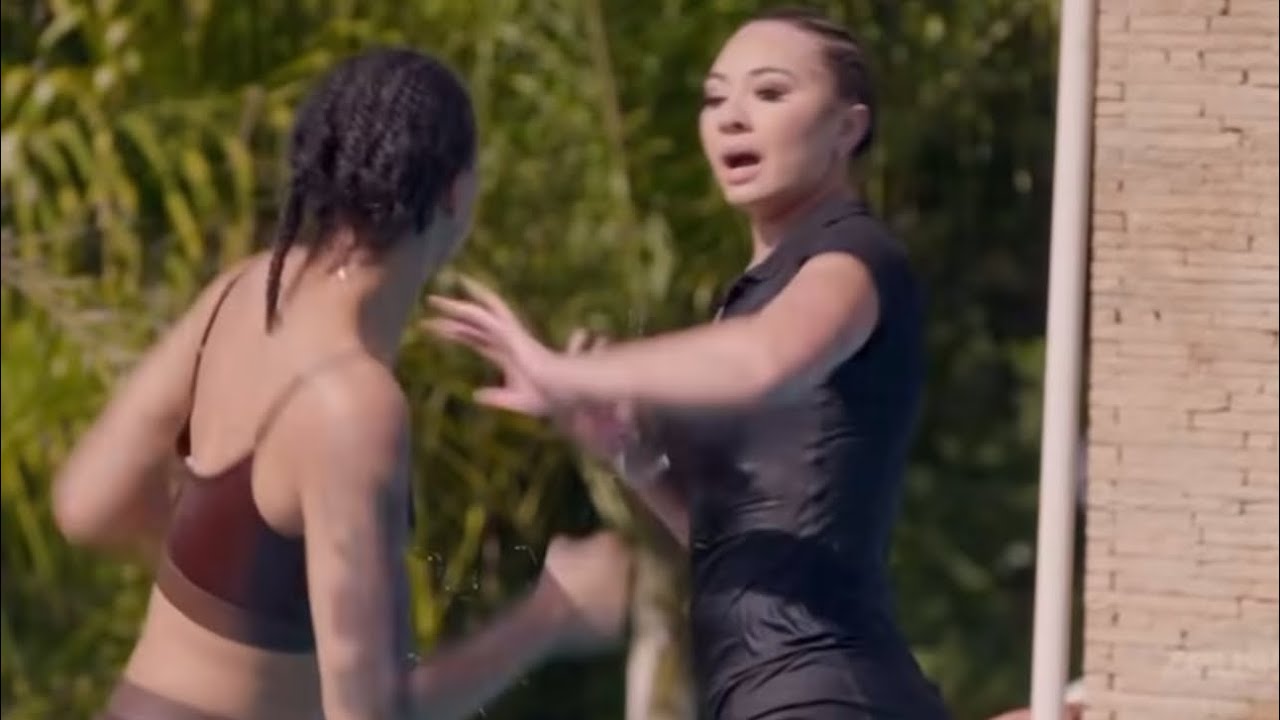 Baddies Africa- Scotty VS big lex in pool